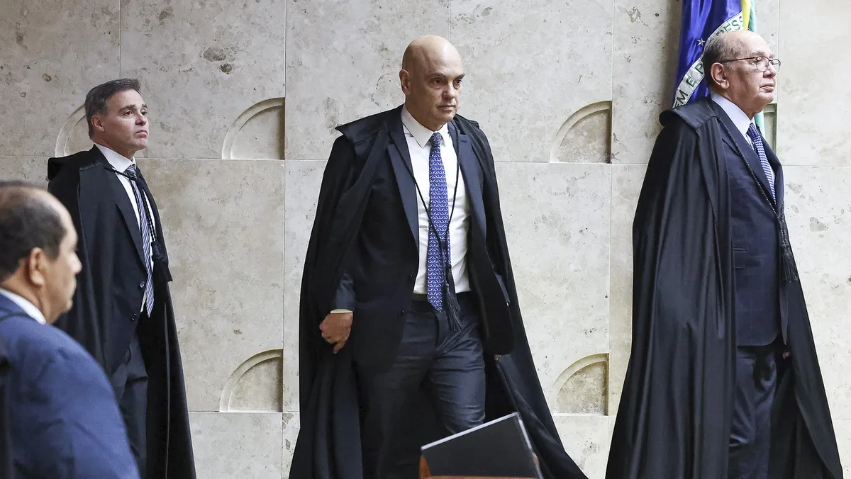 Habeas corpus de Bolsonaro tem dois votos contra e aguarda decisão de Dino