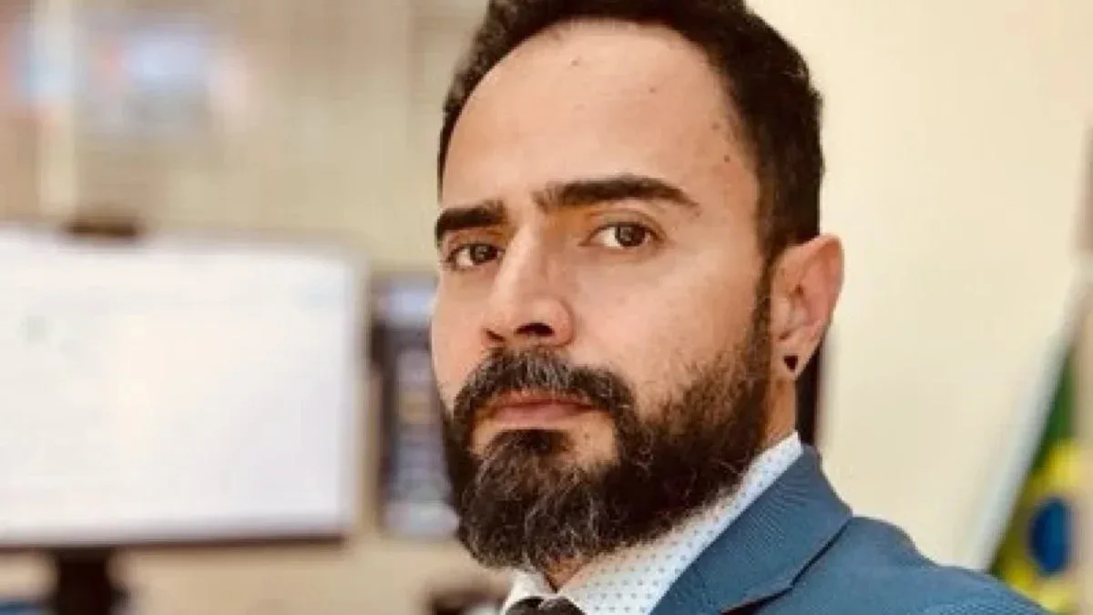 Juiz eleitoral cobra detalhes antes de decidir sobre redes de servidor da Secom