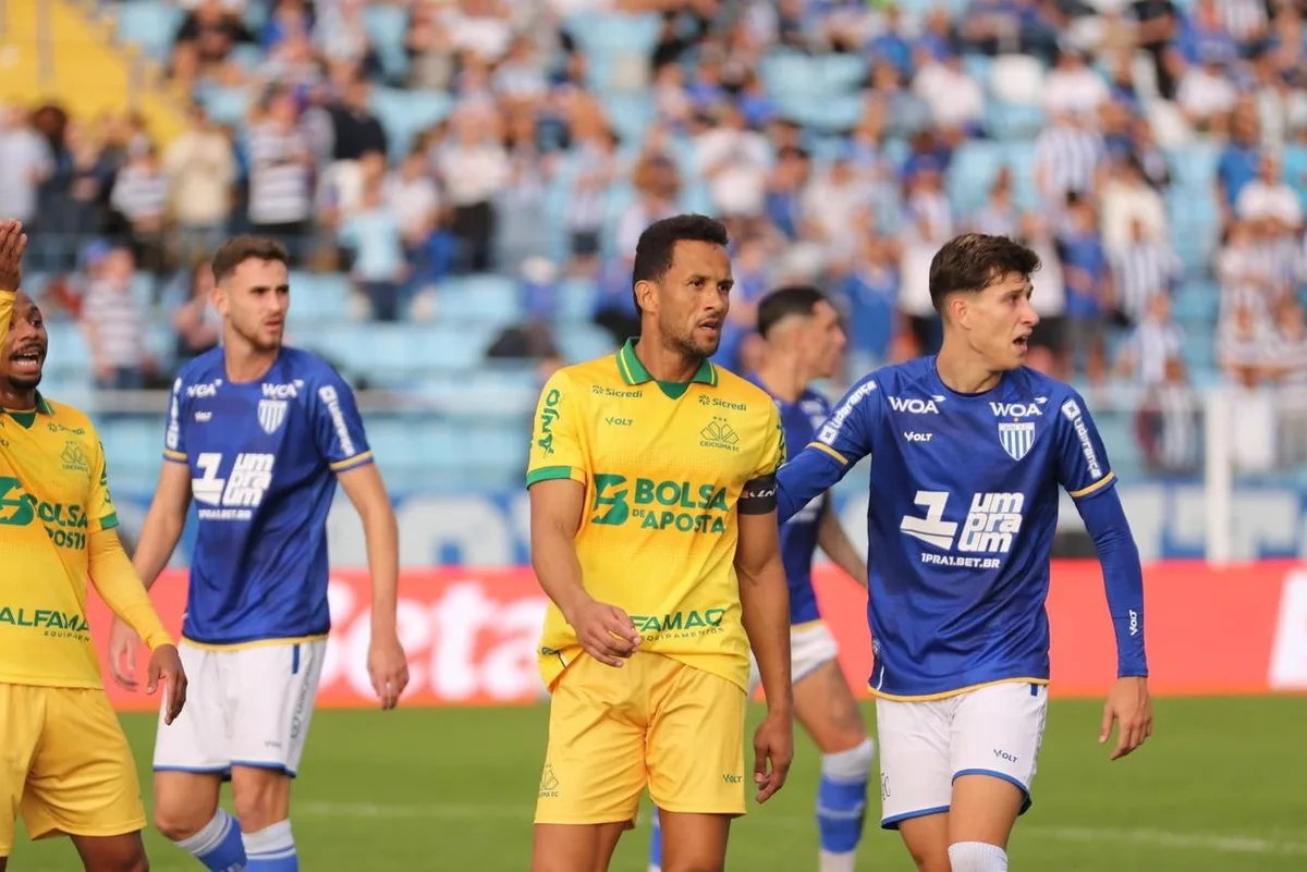 Criciúma perde Rodrigo para duelo com o América-MG pela Série B