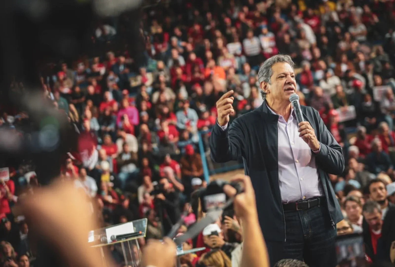 Haddad pede abertura de sigilos no caso envolvendo Banco Master