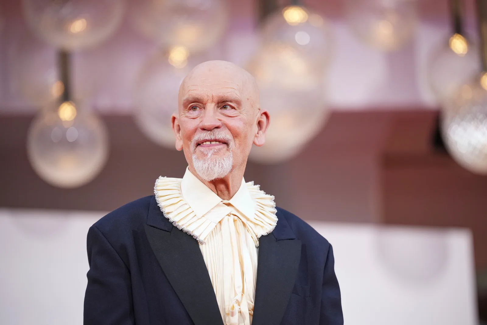 John Malkovich cancela apresentação em Tel Aviv após declaração falsa