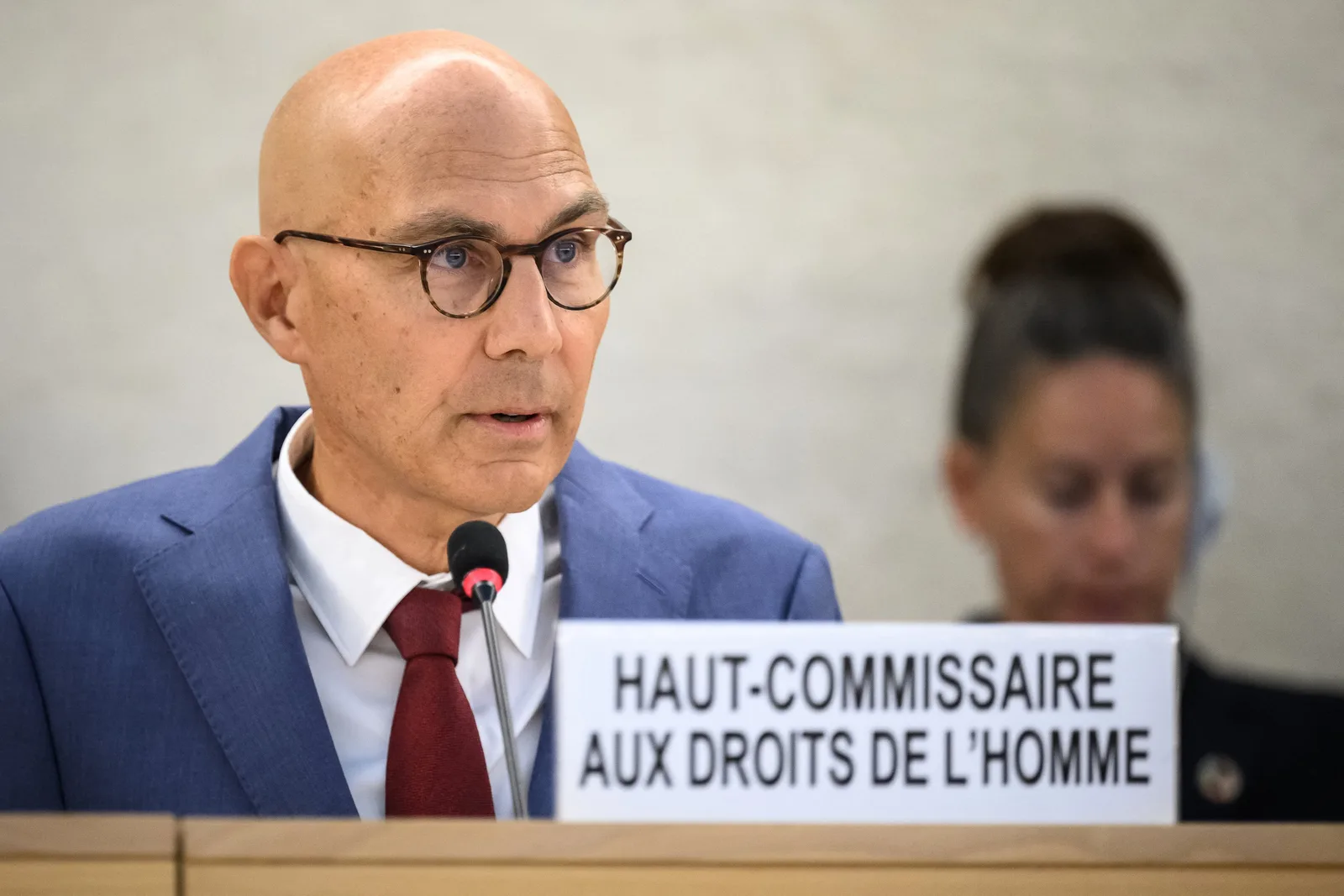 Alto comissário da ONU cobra limites comuns para inteligência artificial
