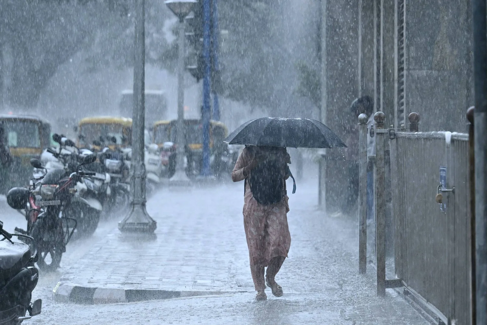 Chuvas e tempestades matam 56 pessoas no norte da Índia
