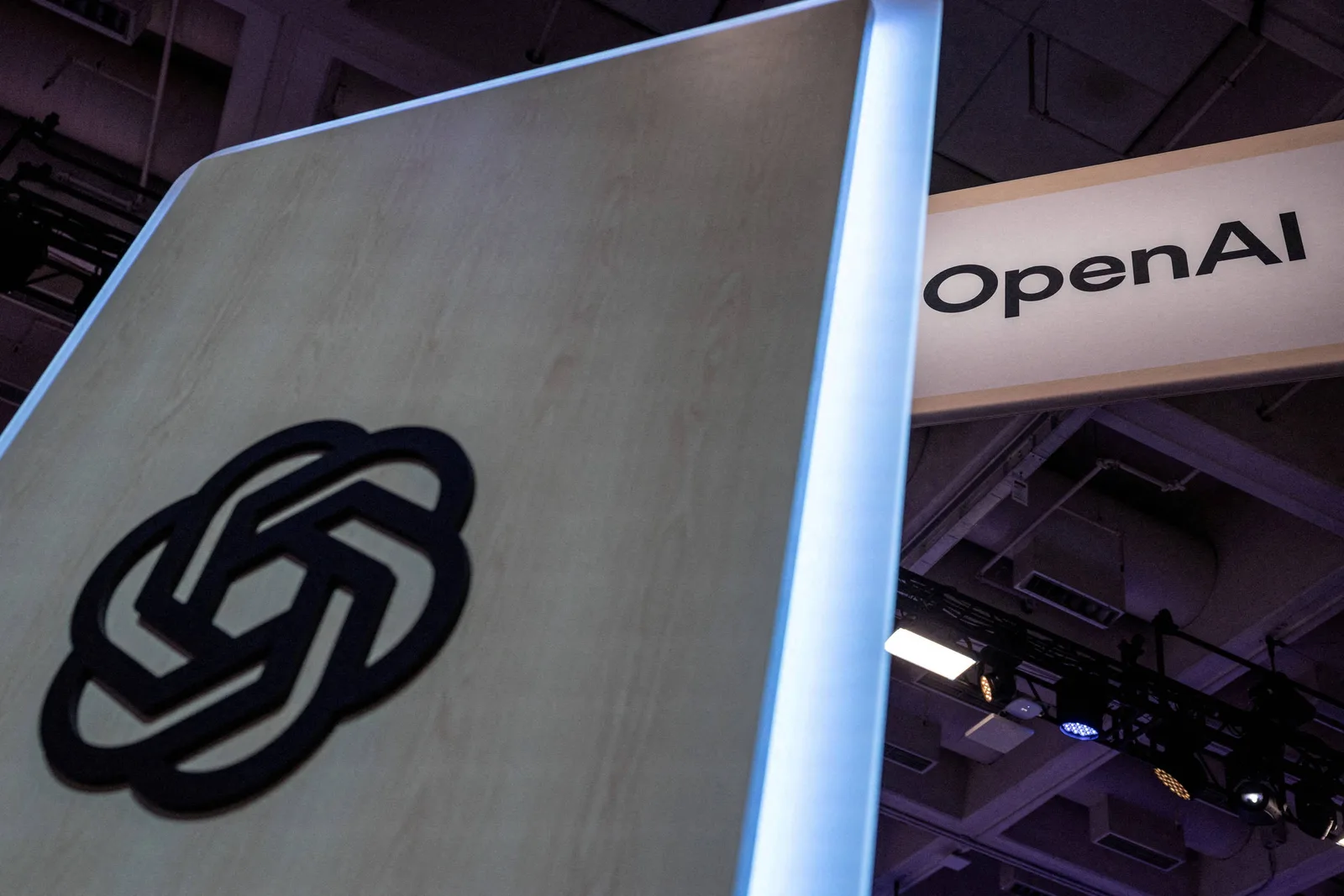 OpenAI relata revisão após agentes acessarem páginas públicas de órgãos dos EUA