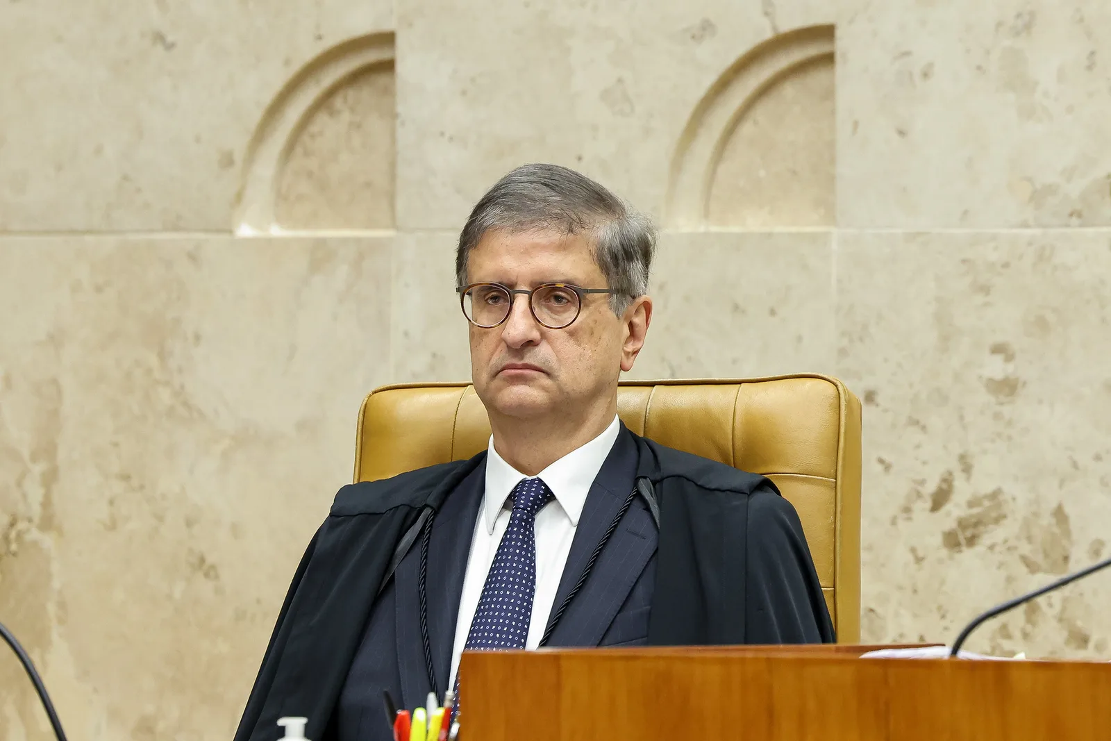 Gonet nega proximidade com Vorcaro durante sessão no STF