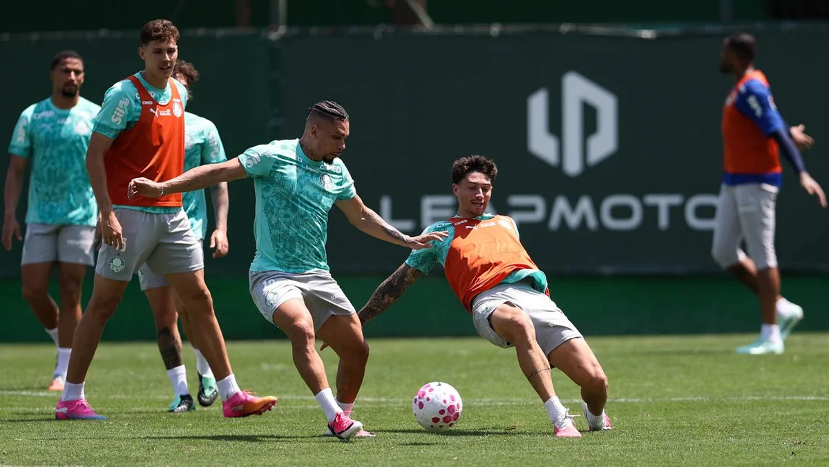Palmeiras confirma Gómez sem fratura e avalia retorno de Paulinho no Dérbi