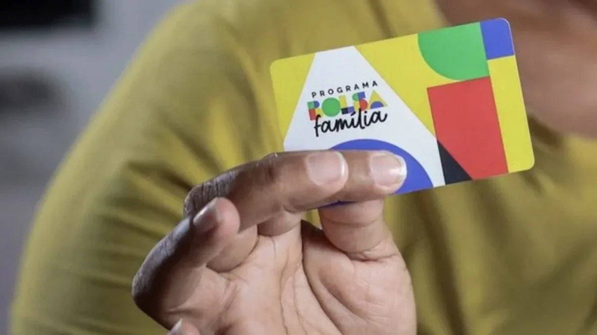 Bolsa Família terá piso de R$ 691 e pagamento maior em outubro