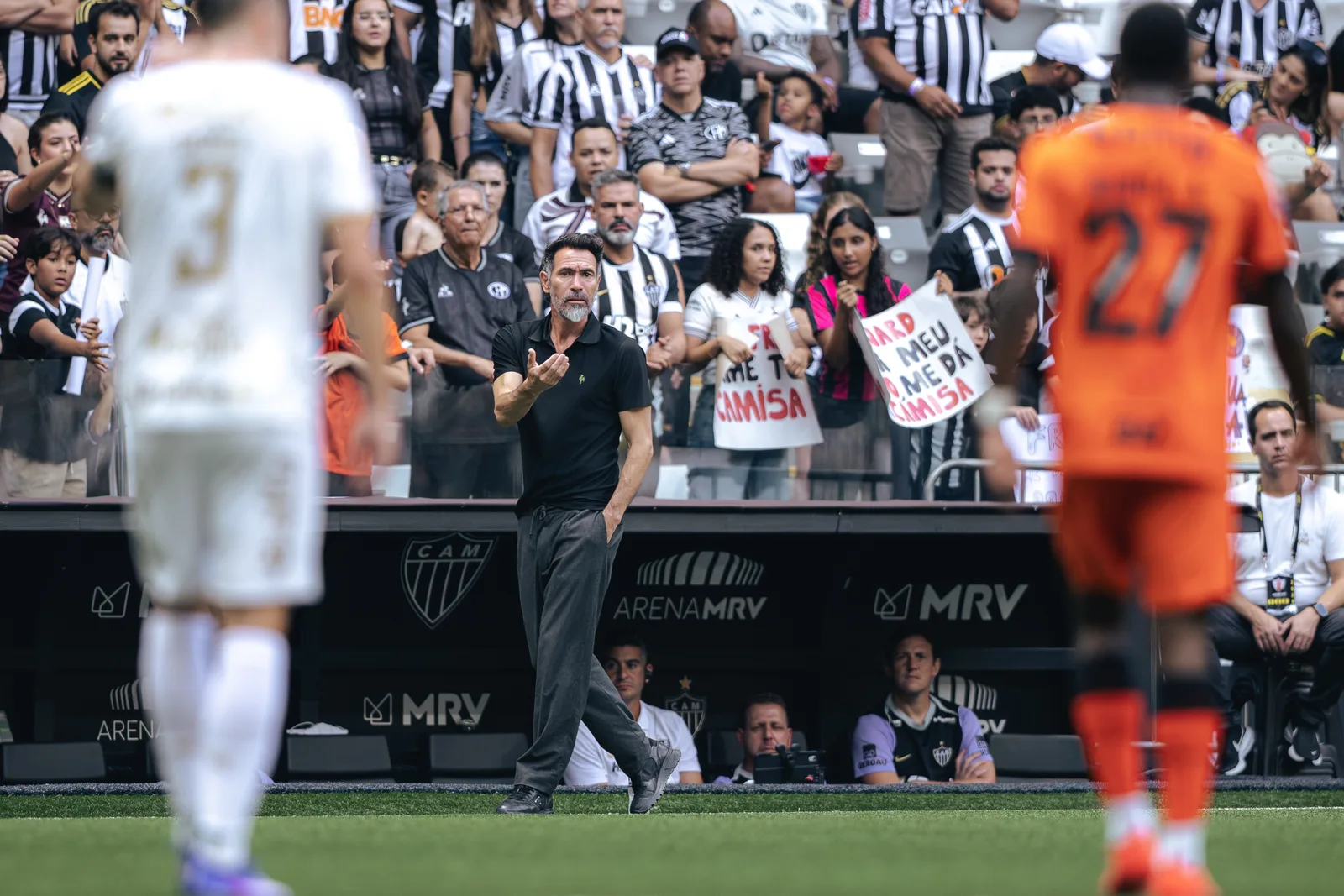 Domínguez cobra evolução do Atlético-MG após empate com a Chapecoense