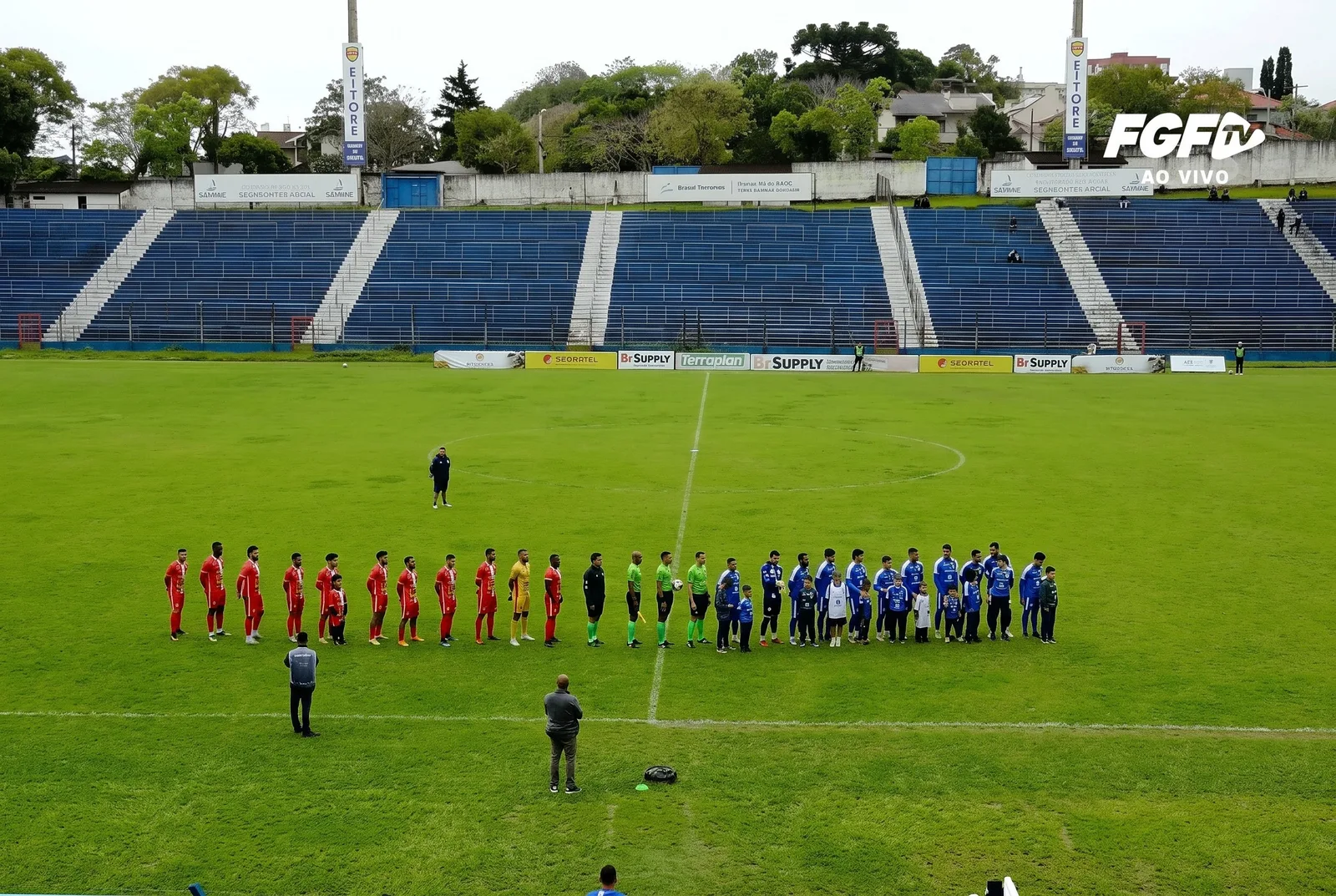 Hino é tocado em caixinha de som antes de jogo do Gauchão