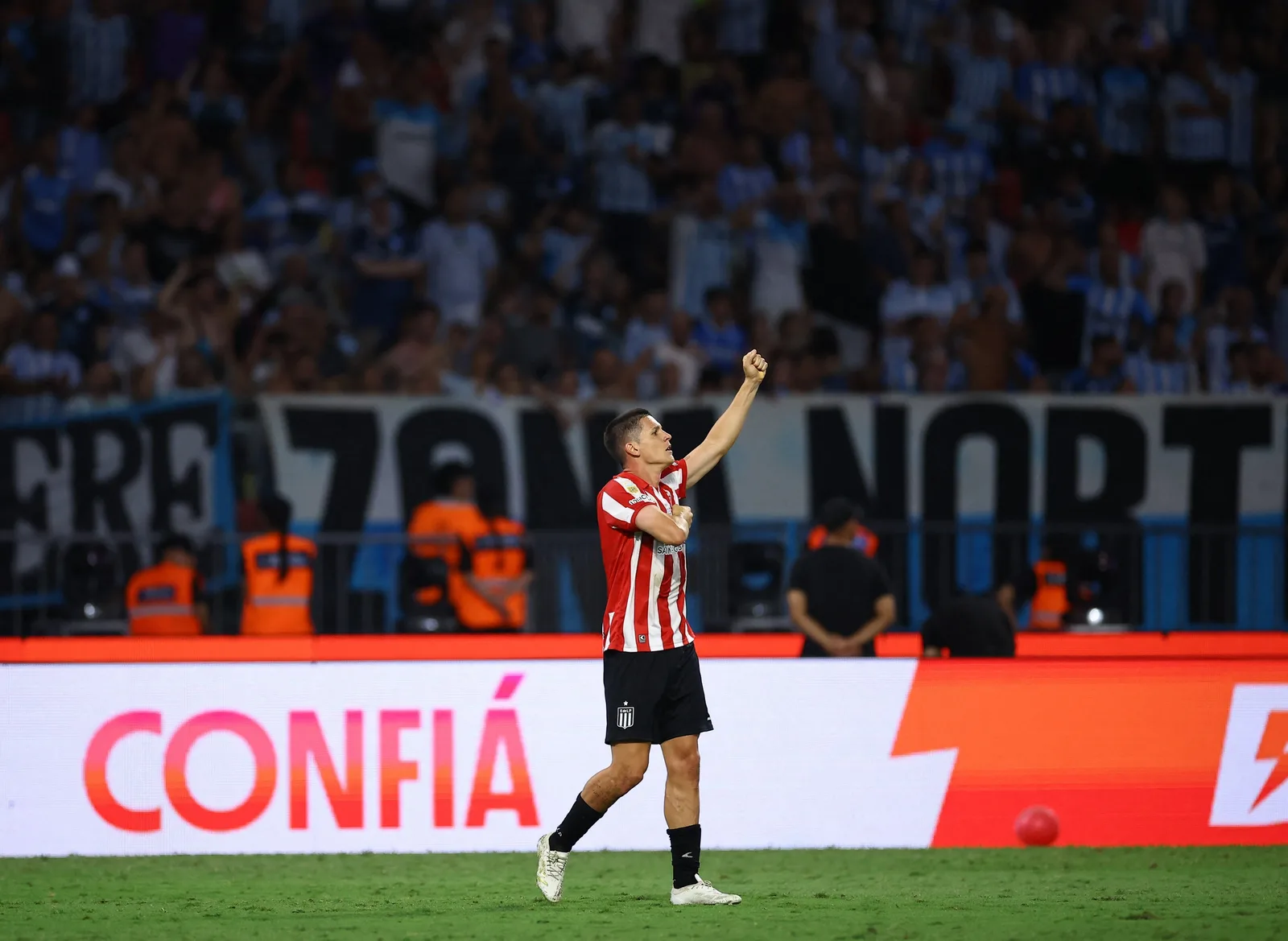 Estudiantes avalia três jogadores e busca reforço para a semifinal da Libertadores
