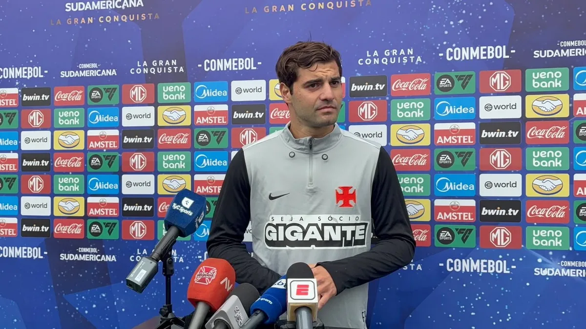 Sosa vê ausência de Paredes como vantagem para o Vasco contra o Boca