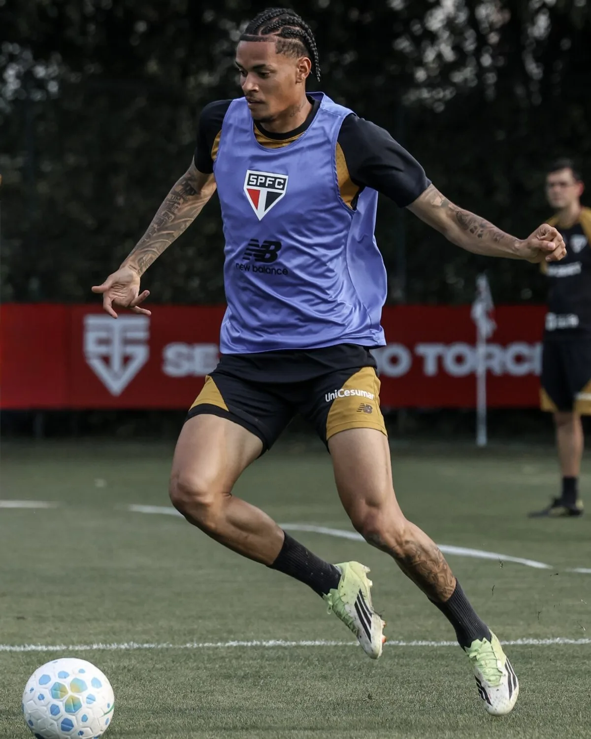 Newton participa de treino completo antes de São Paulo x Atlético-MG