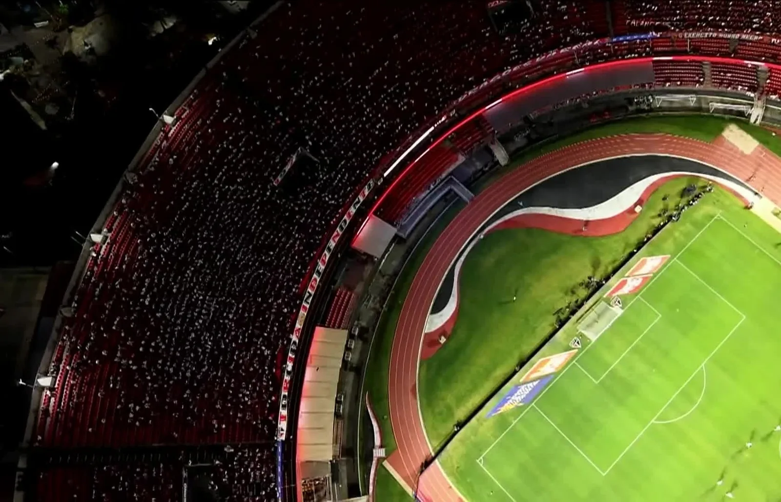 MorumBIS reúne três Libertadores, recorde de público e shows internacionais