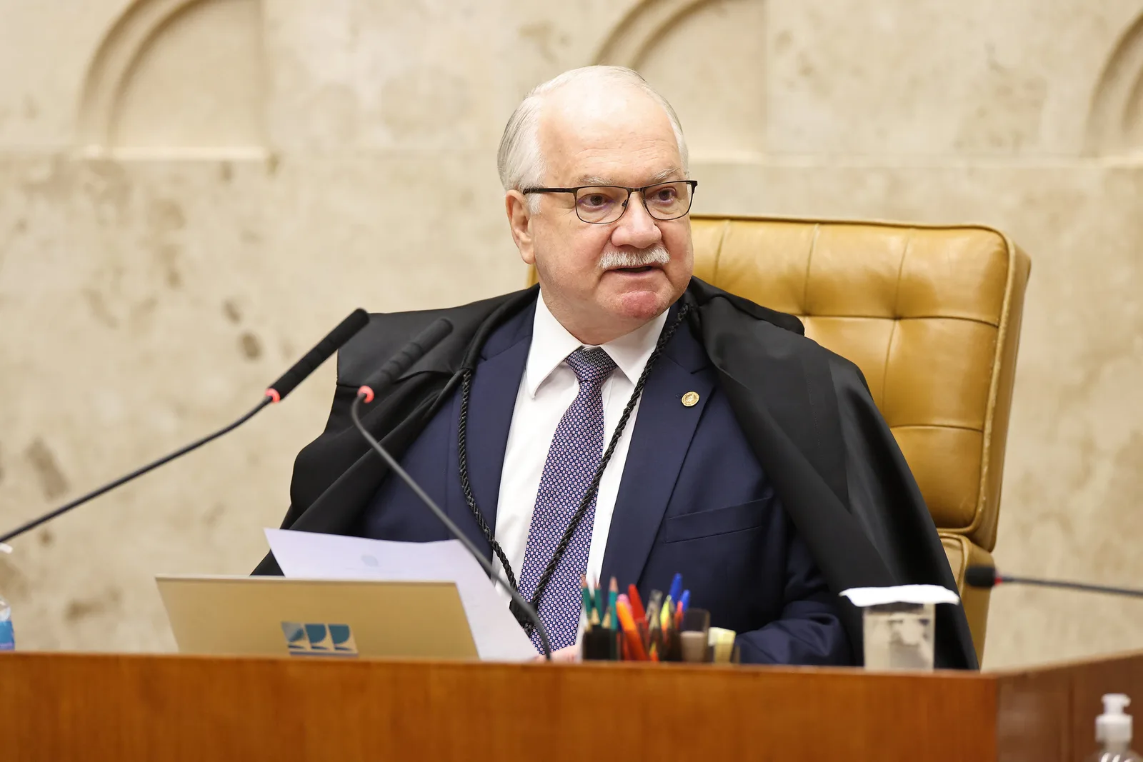 Fachin mantém sigilo sobre suspeição de Toffoli no caso Master